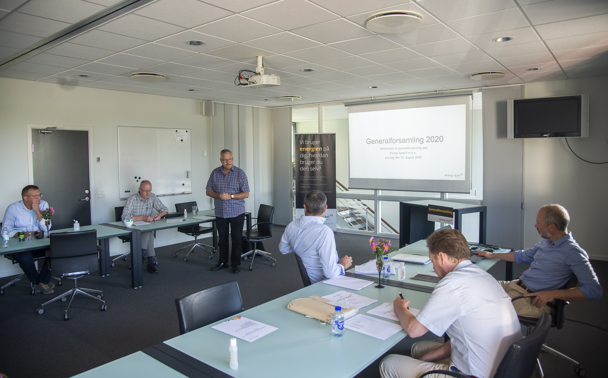 Formand Bjarne Andersen byder velkommen til generalforsamling 2020 i Energi Ikast amba